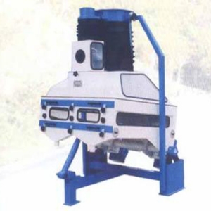 100-125比重分級(jí)去石機(jī)