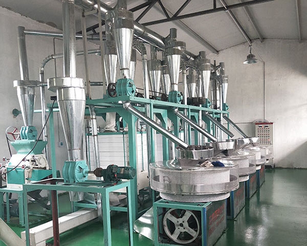 全自動石磨面粉機常見的問題，在您操作之前了解多少呢?石磨面粉機廠家鑫峰面粉機械廠為您講述