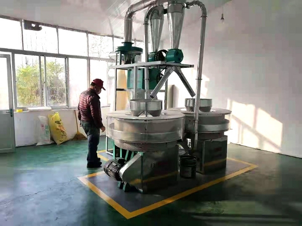 鑫峰面粉機械廠家自動上料石磨單機如何使用？
